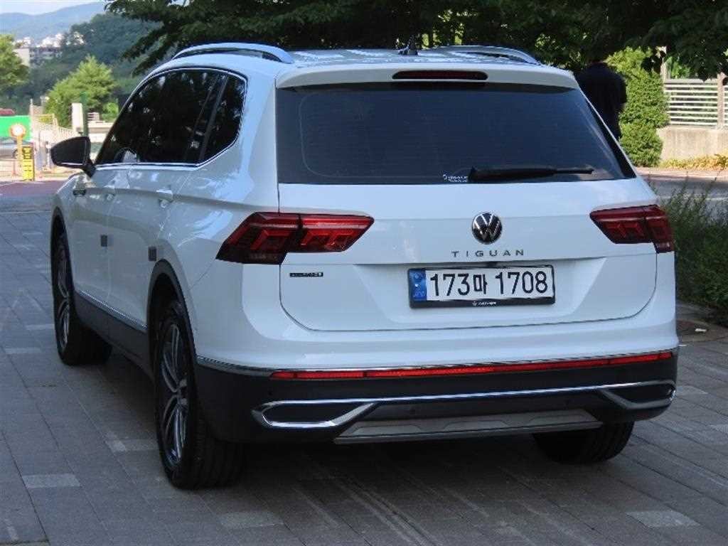폭스바겐 티구안 티구안 올스페이스 2.0 TSI 프레스티지 이미지 4