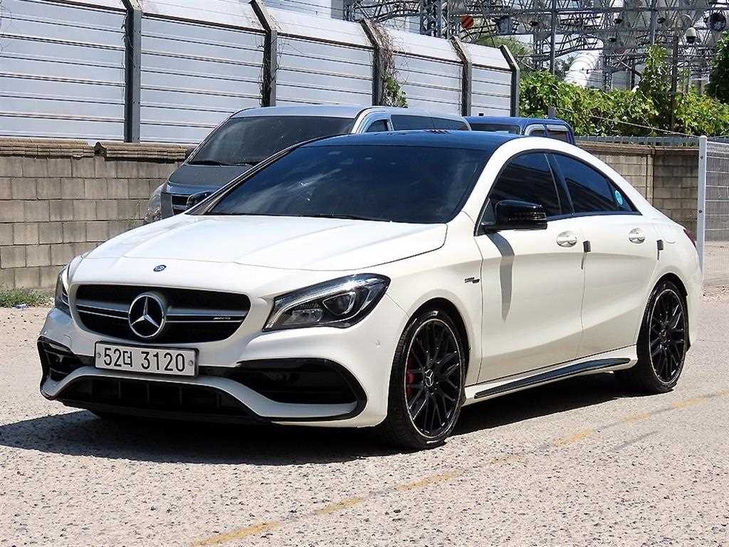 벤츠 CLA 클래스 CLA클래스 CLA 45 AMG 4MATIC 이미지 2
