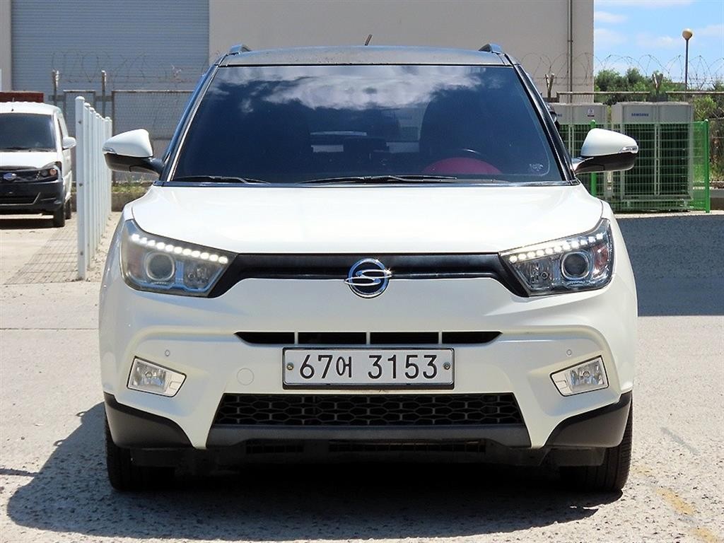 KG모빌리티(쌍용) 티볼리 가솔린 2WD 1.6 VX 이미지 2