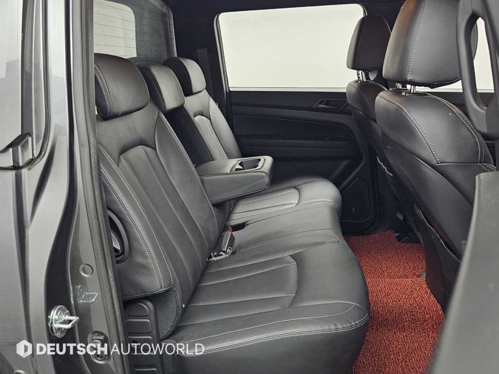 KG모빌리티(쌍용) 렉스턴 렉스턴 스포츠 칸 디젤 2.2 4WD 5링크 다이나믹 에디션 이미지 12