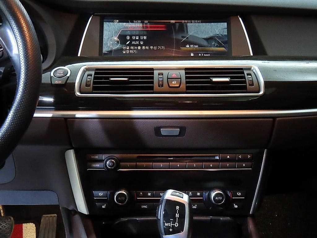 BMW 그란투리스모 5시리즈 GT (F07) GT 30d xDRIVE 이미지 11