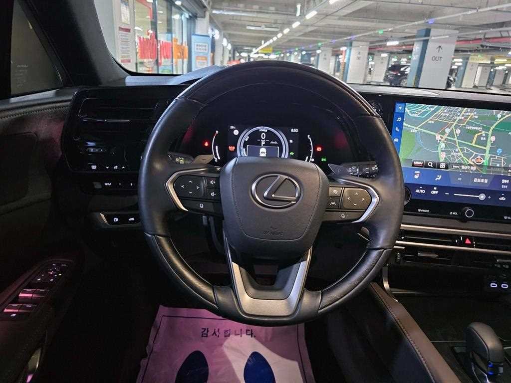 렉서스 RX RX 350h(5세대) 럭셔리 이미지 11