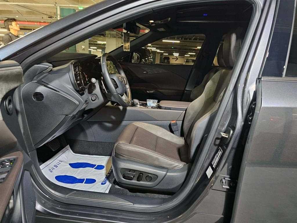 렉서스 RX RX 350h(5세대) 럭셔리 이미지 6