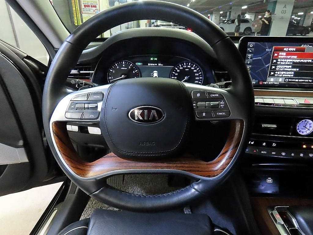 기아 K9 더 K9 3.8 GDI AWD 플래티넘Ⅱ 이미지 8