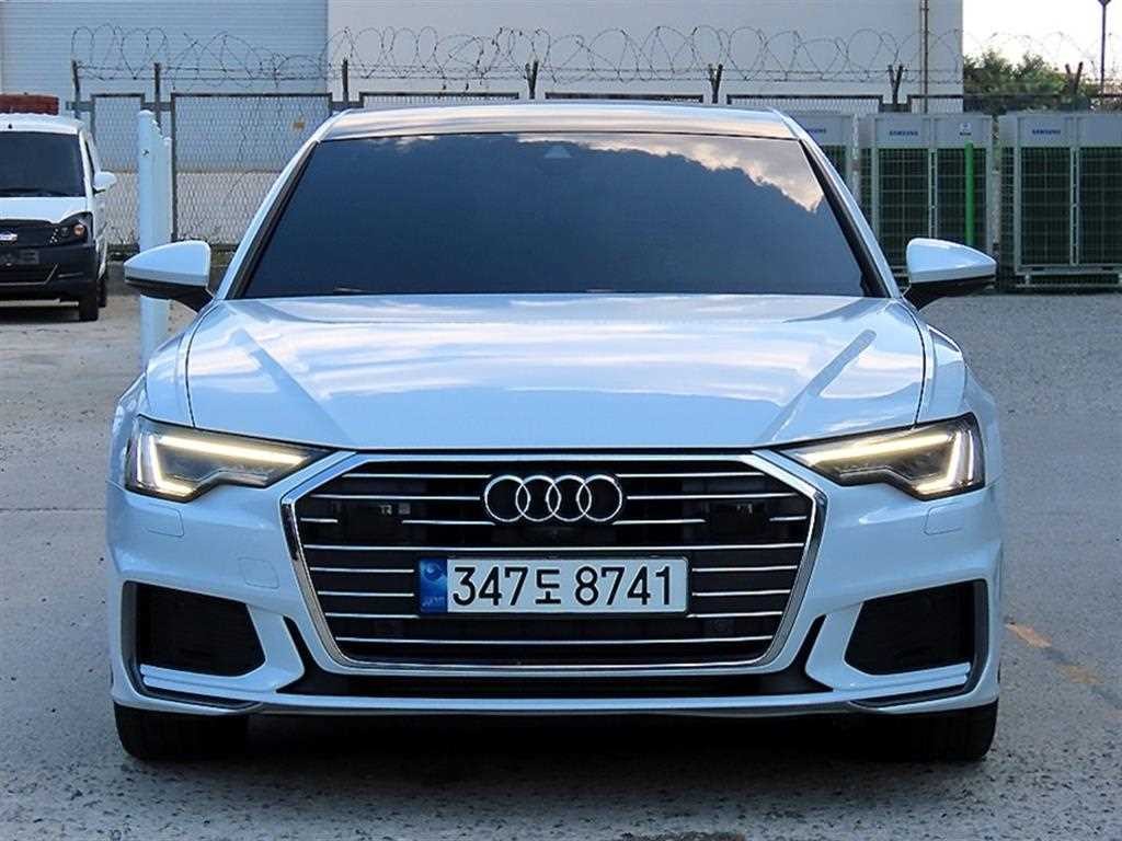 아우디 A6 A6 (C8) 45 TFSI 프리미엄 이미지 2