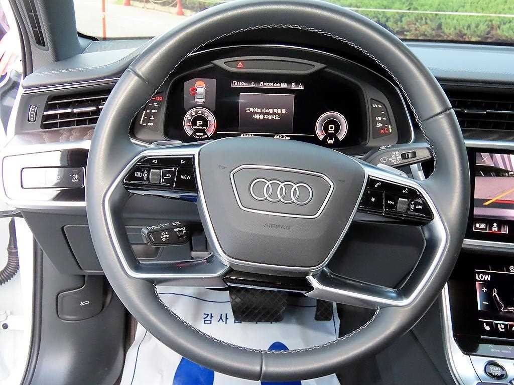 아우디 A6 A6 (C8) 45 TFSI 프리미엄 이미지 8