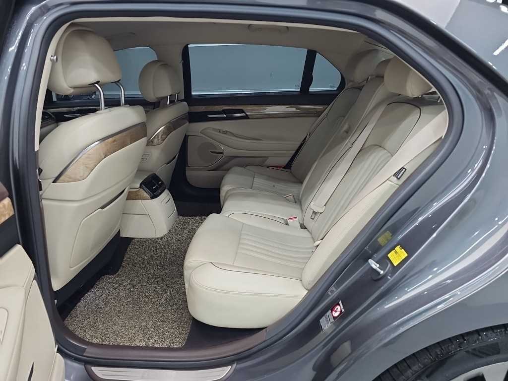 제네시스 EQ900 3.8 GDI AWD 프리미엄 럭셔리 이미지 12