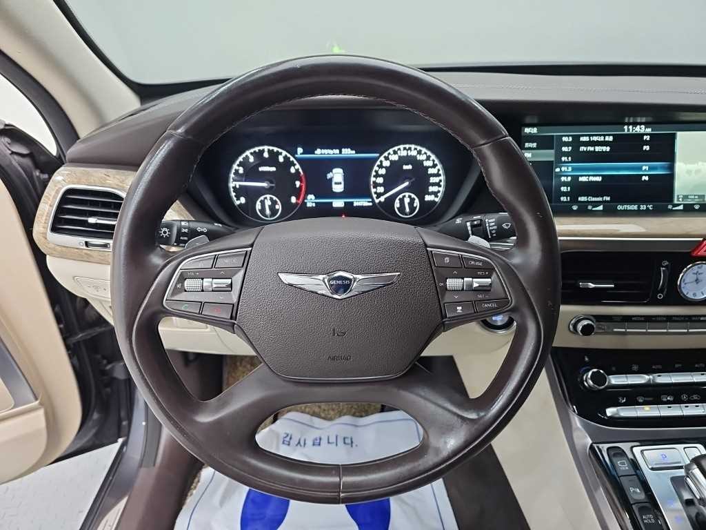 제네시스 EQ900 3.8 GDI AWD 프리미엄 럭셔리 이미지 9
