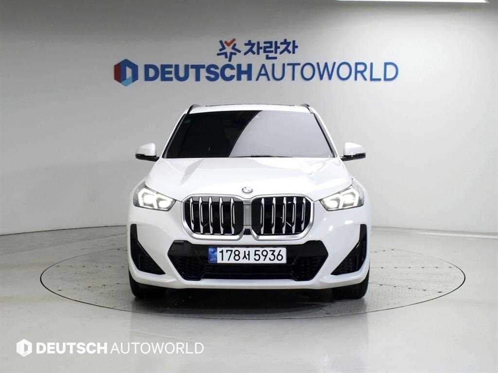 BMW X1 X1 (U11) xDrive 20i M 스포츠 이미지 3