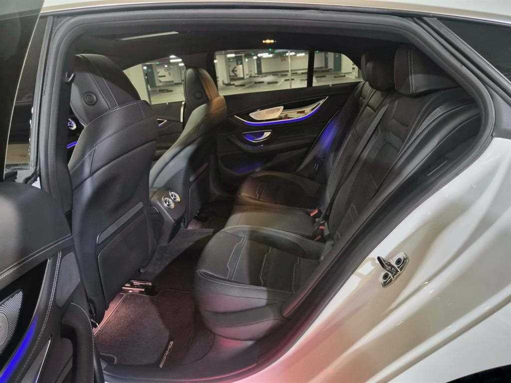 벤츠 AMG GT 4도어 43 4MATIC+ 이미지 7