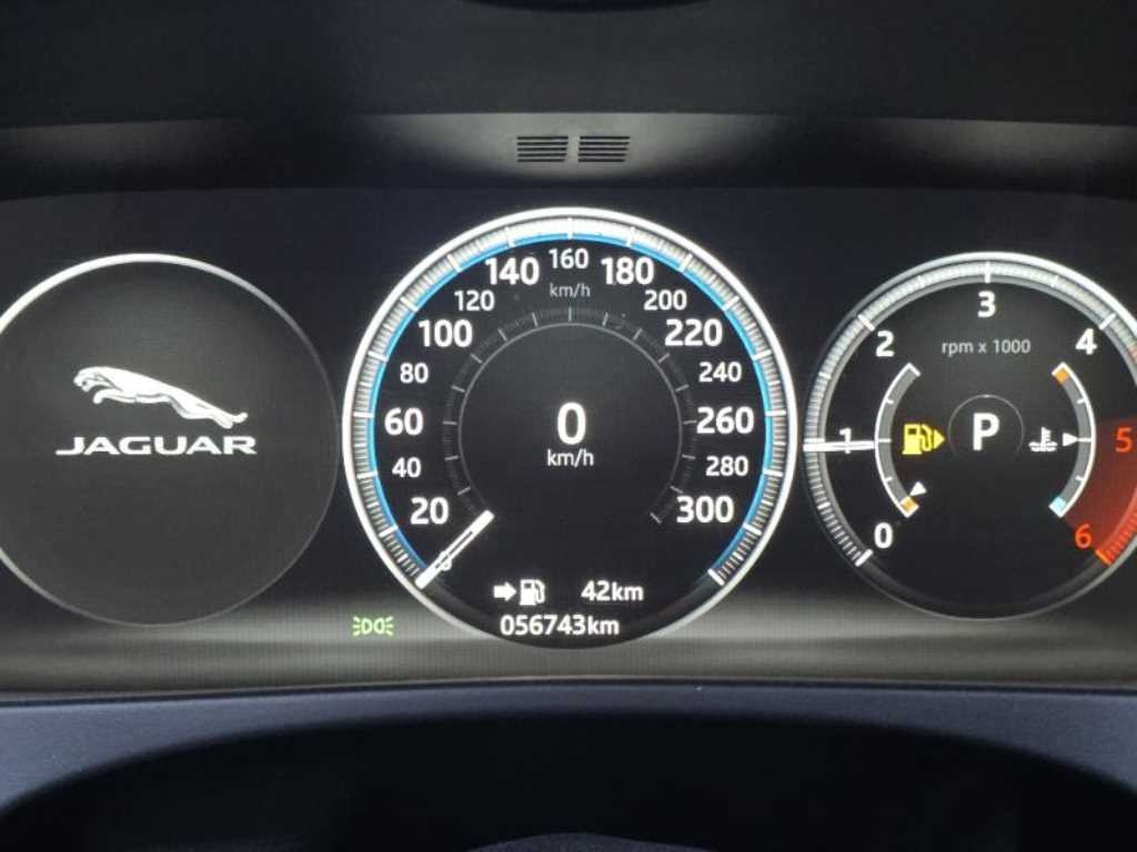 재규어 F-PACE 20d 프레스티지 이미지 11