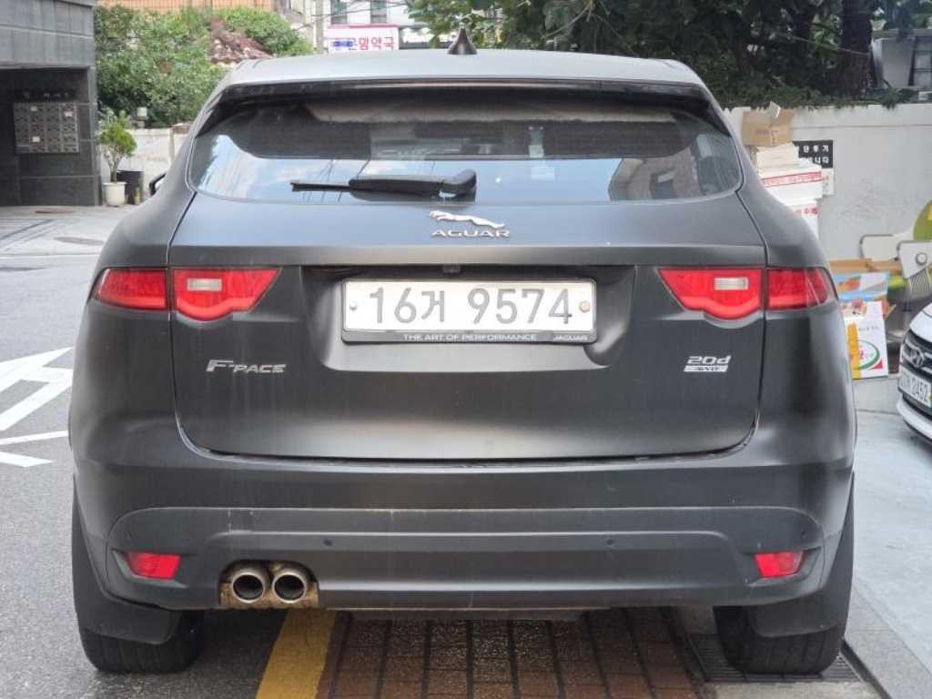 재규어 F-PACE 20d 프레스티지 이미지 5