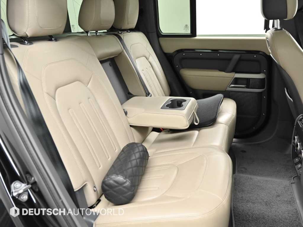 랜드로버 디펜더 디펜더 (L663) 110 D300 HSE 이미지 12