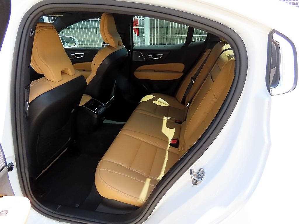 볼보 S60 S60(3세대) T5 인스크립션 이미지 6