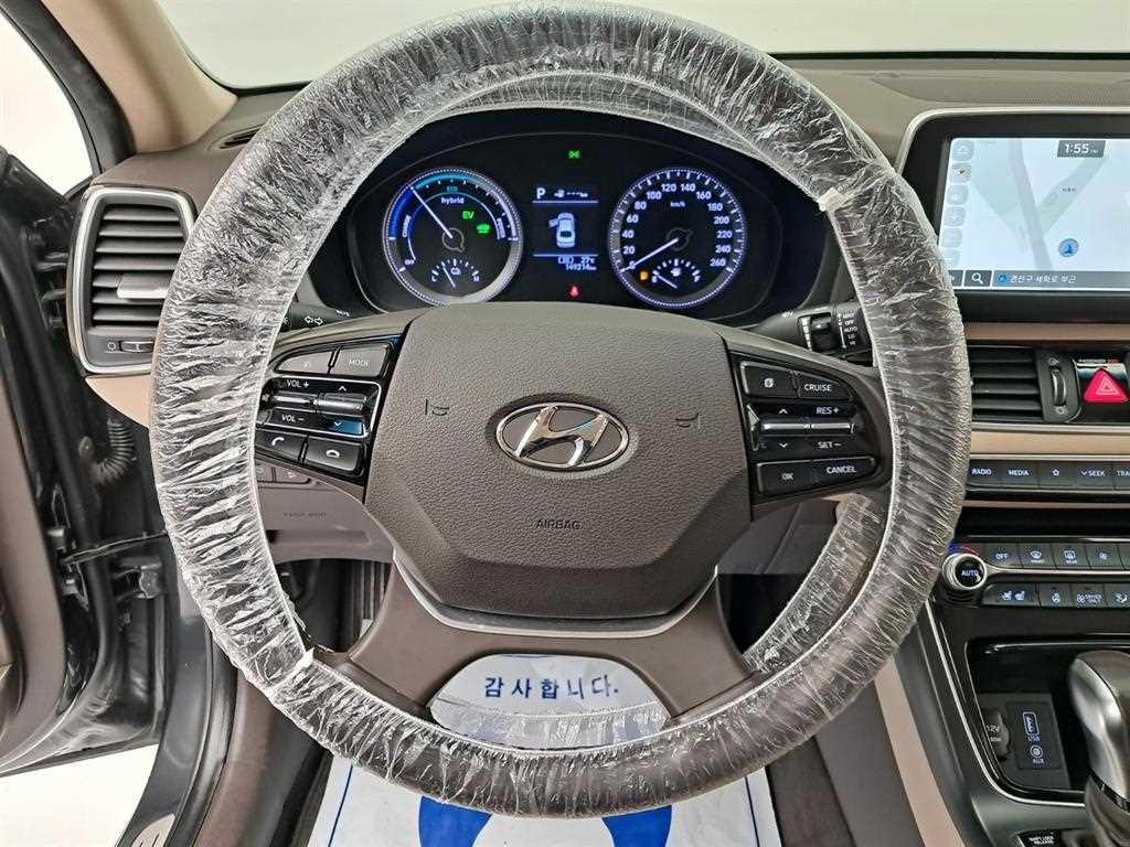 현대 그랜저 그랜저 IG 하이브리드 익스클루시브 스페셜 이미지 8