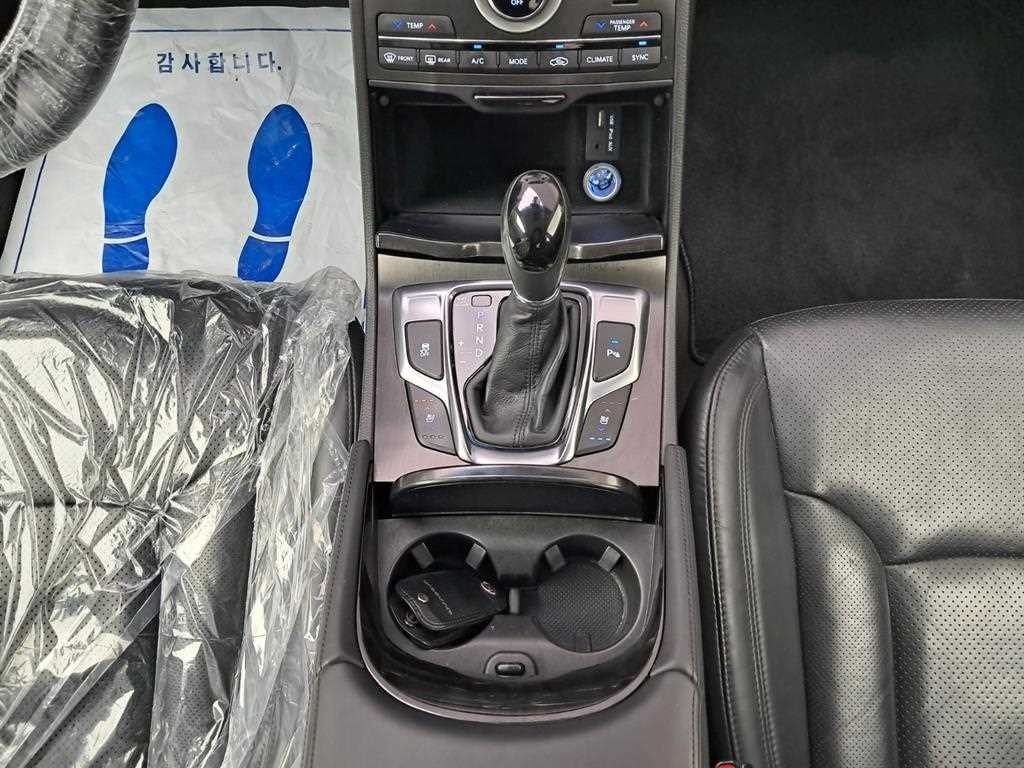 현대 그랜저 그랜저 HG HG300 PREMIUM 이미지 15