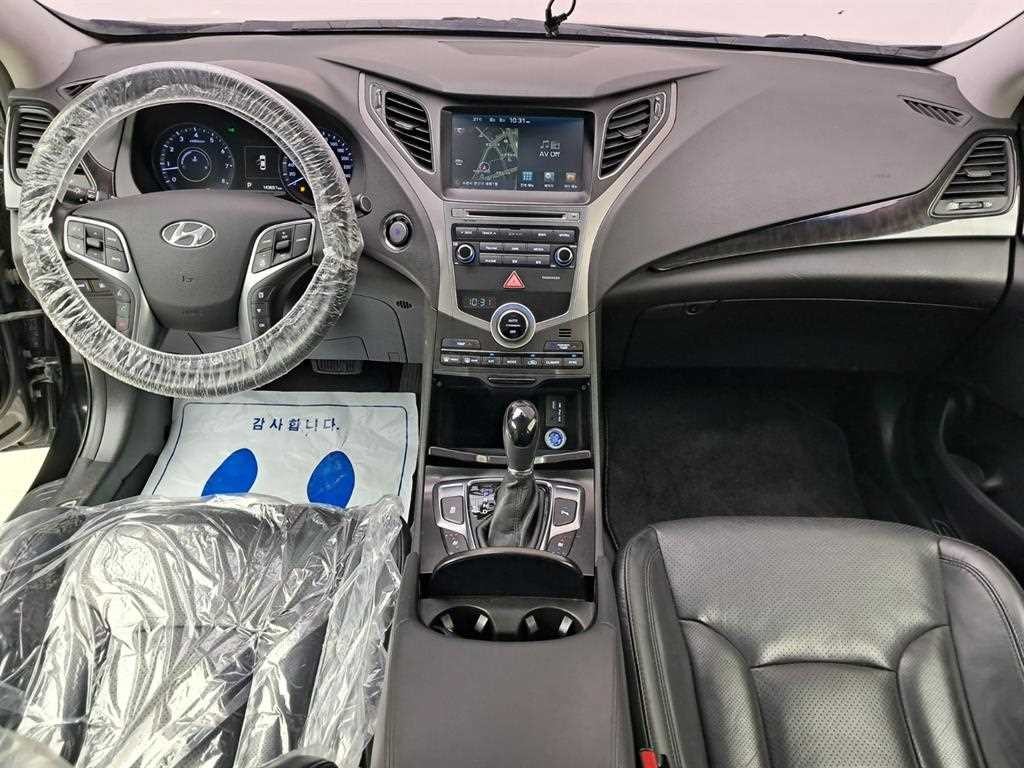 현대 그랜저 그랜저 HG HG300 PREMIUM 이미지 6
