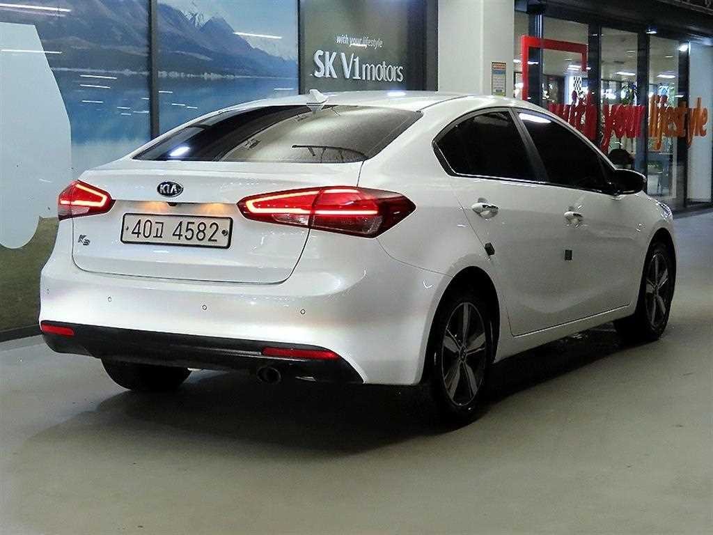 기아 K3 더뉴 K3 1.6 GDI 트렌디 스타일 이미지 4