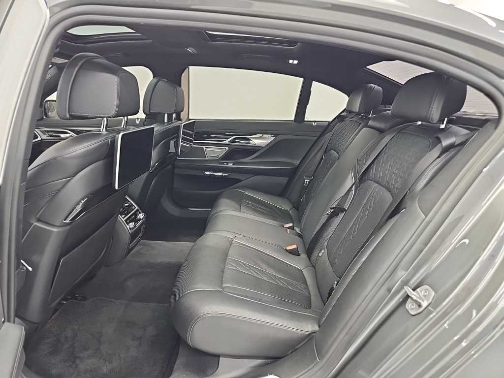 BMW 7시리즈 7시리즈 (G11) 730Ld xDrive M 스포츠 이미지 12