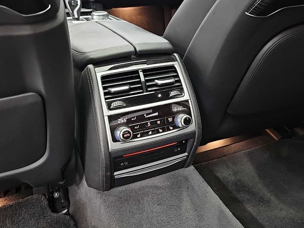 BMW 7시리즈 7시리즈 (G11) 730Ld xDrive M 스포츠 이미지 13