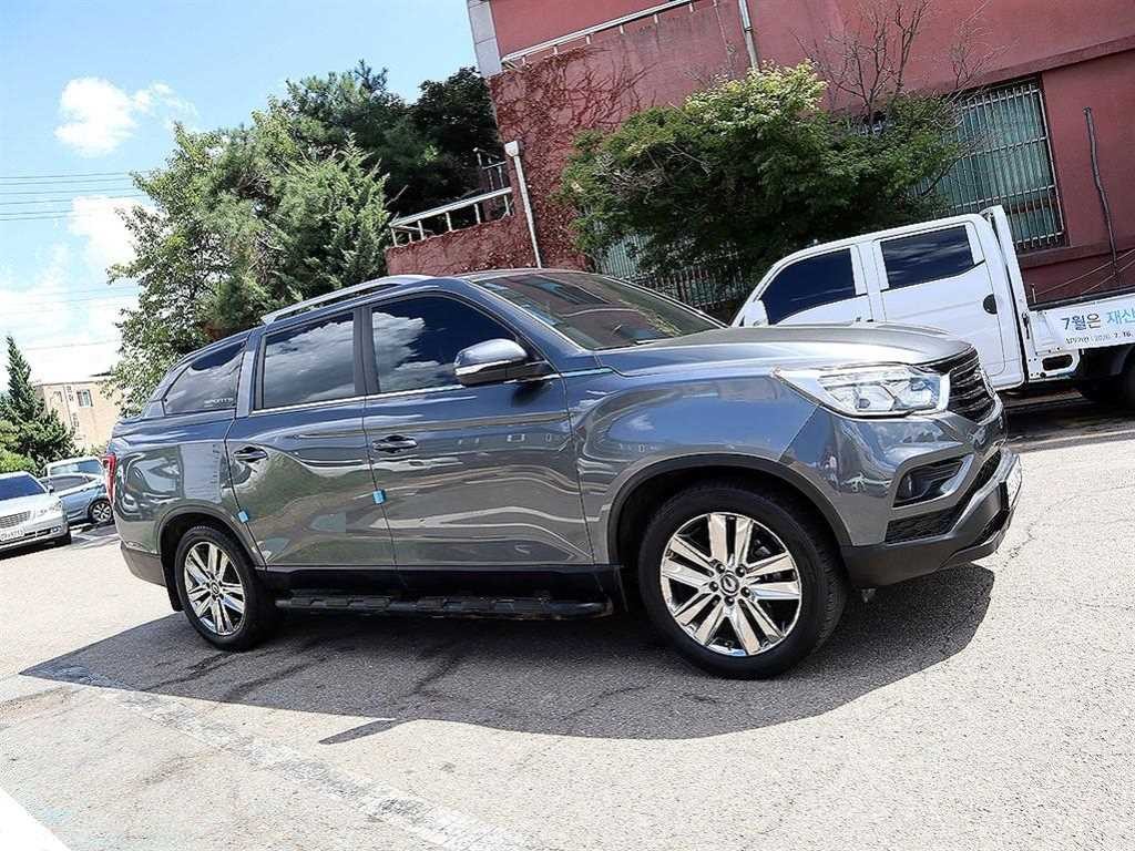 KG모빌리티(쌍용) 렉스턴 렉스턴 스포츠 4WD 디젤 2.2 노블레스 이미지 20