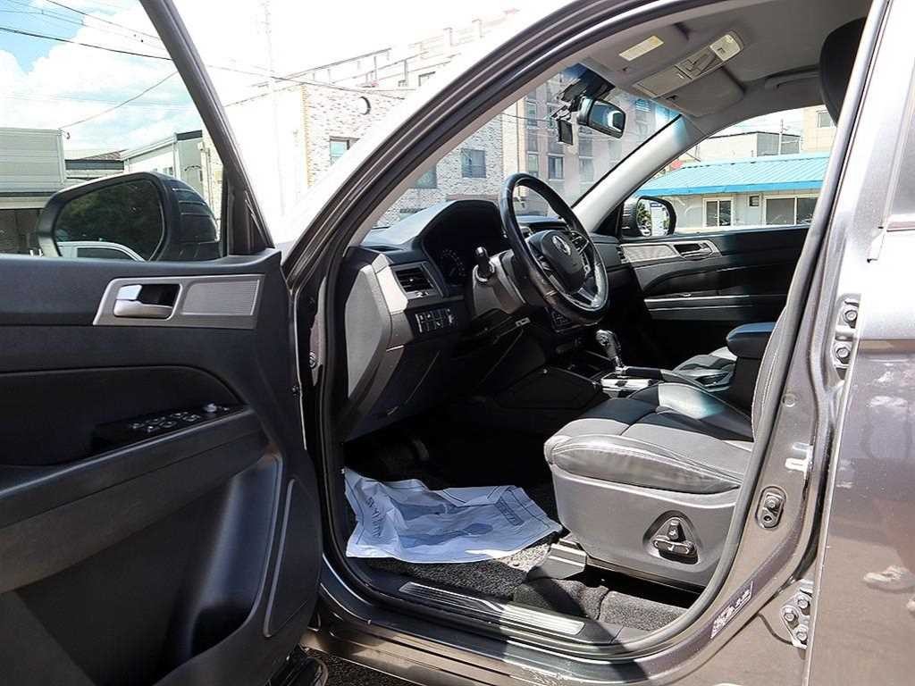KG모빌리티(쌍용) 렉스턴 렉스턴 스포츠 4WD 디젤 2.2 노블레스 이미지 6