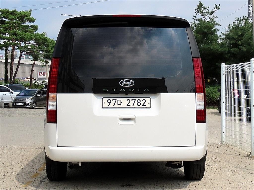 현대 스타리아 2WD 디젤 카고 스마트 3인승 이미지 4