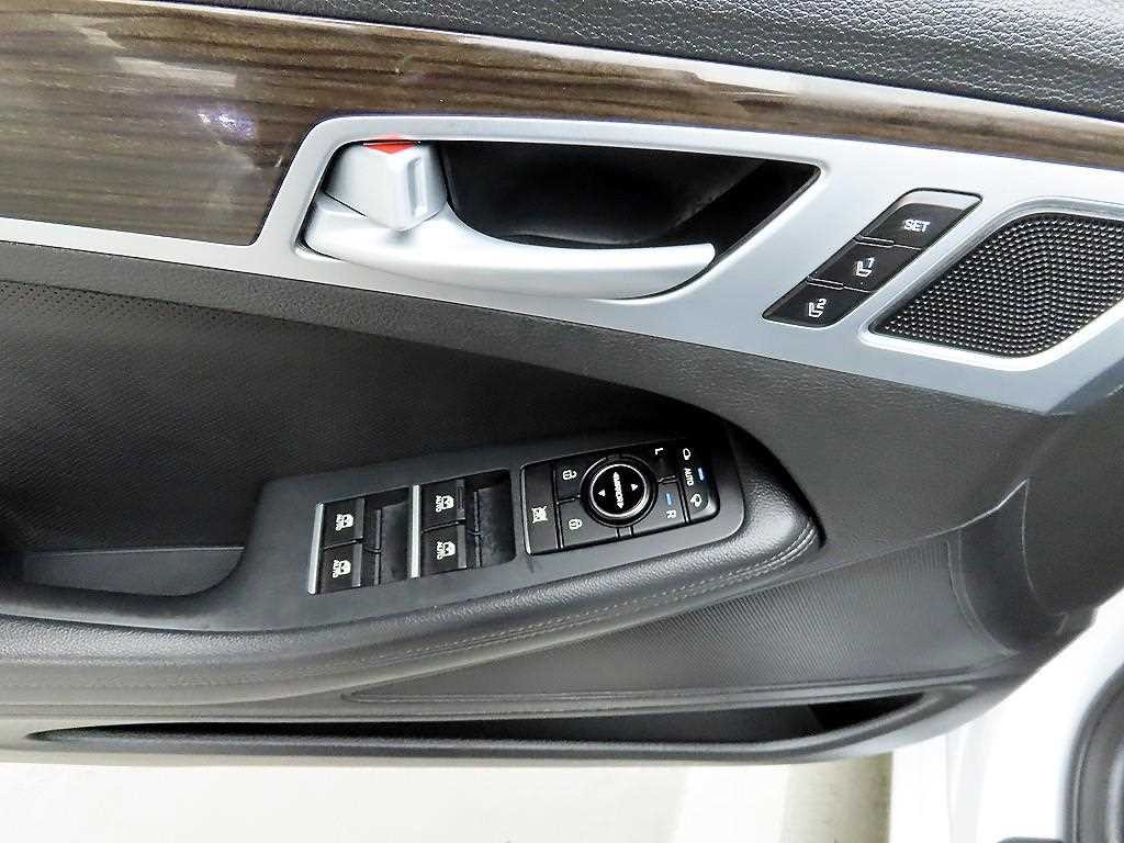 제네시스 G80 3.3 GDI AWD 럭셔리 이미지 11