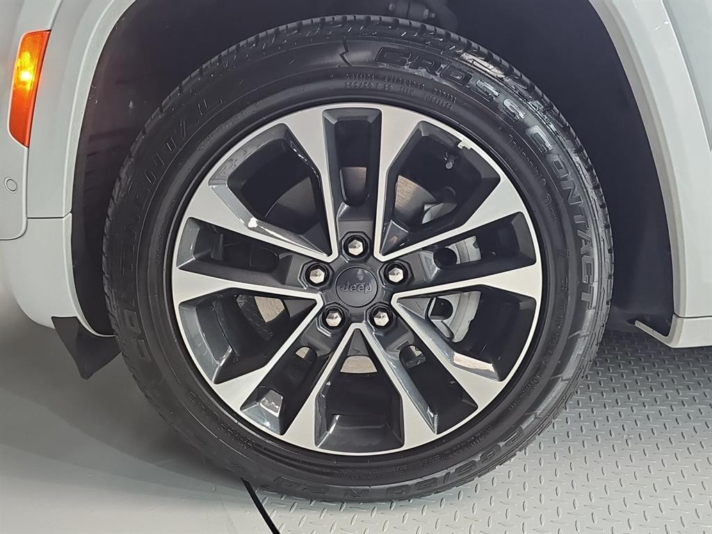 지프 체로키 그랜드 체로키(WL) 3.6 L 오버랜드 이미지 20