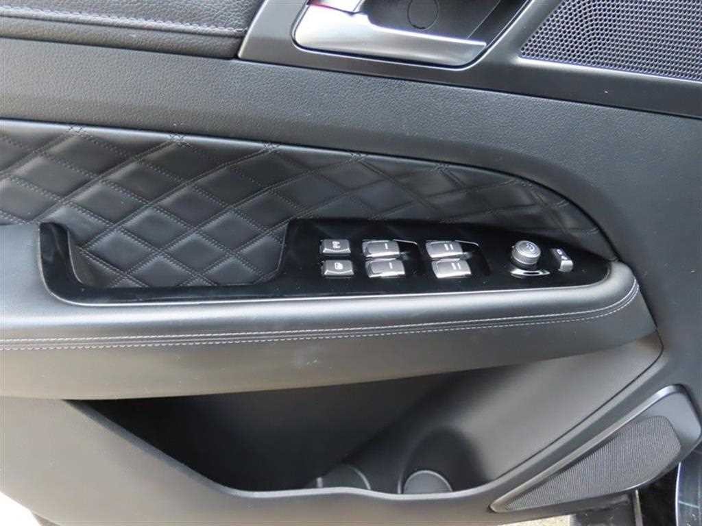 KG모빌리티(쌍용) 렉스턴 G4렉스턴 디젤 2.2 4WD 화이트 에디션 이미지 7