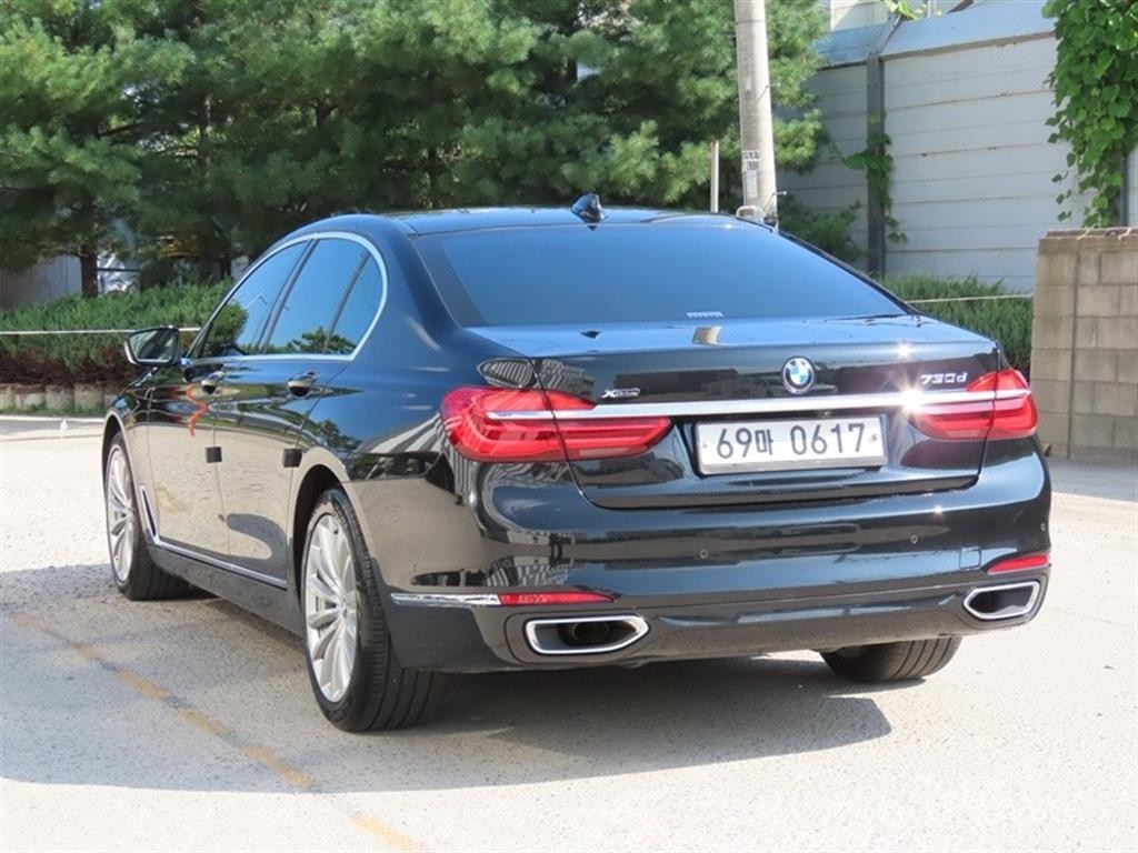 BMW 7시리즈 7시리즈 (G11) 730d xDrive 이미지 3