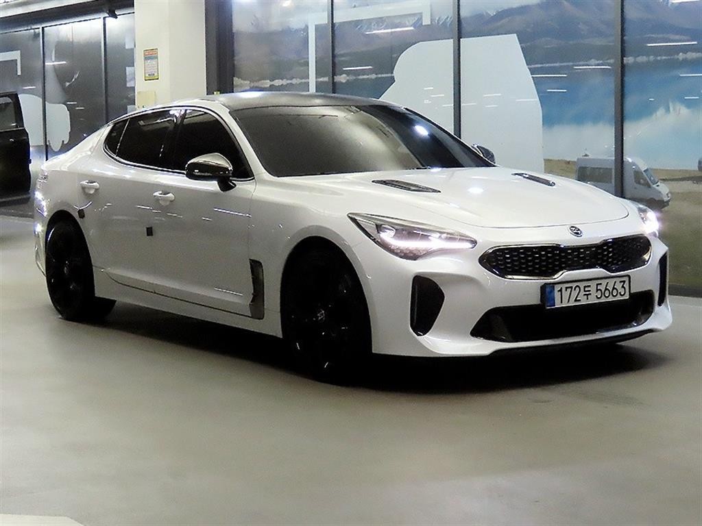 기아 스팅어 가솔린 2.0 터보 AWD 플래티넘 이미지 1