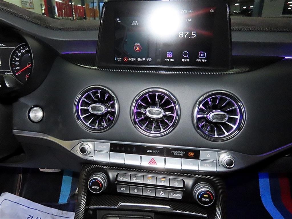 기아 스팅어 가솔린 2.0 터보 AWD 플래티넘 이미지 11