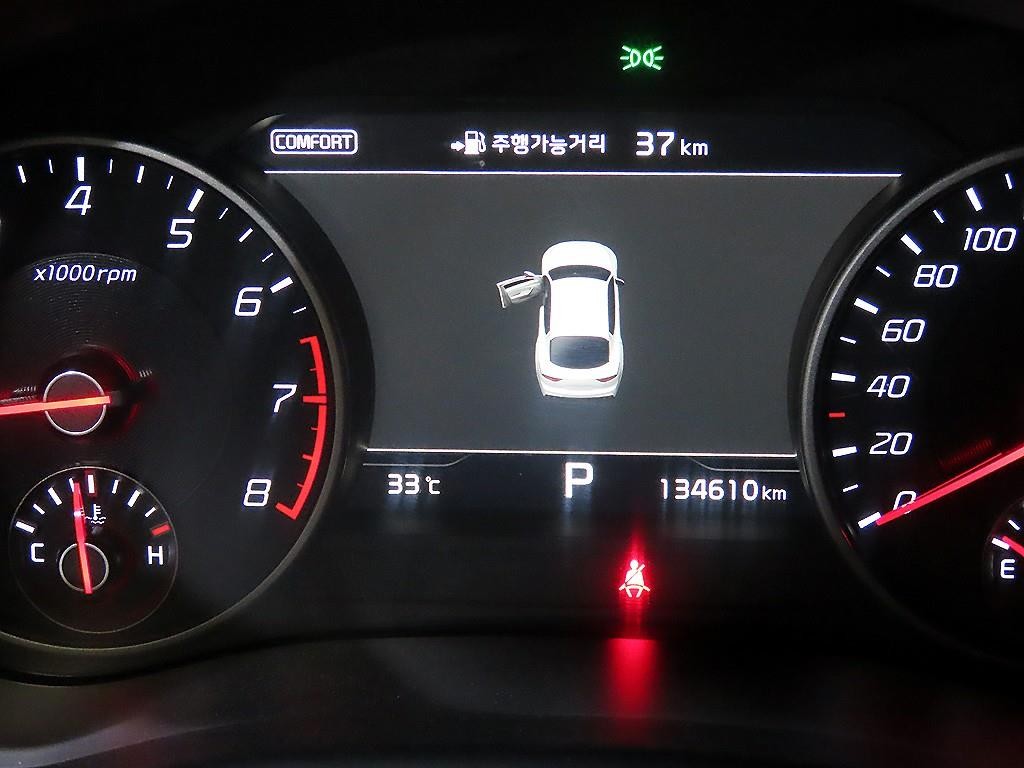 기아 스팅어 가솔린 2.0 터보 AWD 플래티넘 이미지 9