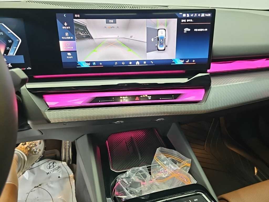 BMW 5시리즈 5시리즈 (G60) 530i xDrive M 스포츠 프로 스페셜 에디션 이미지 10