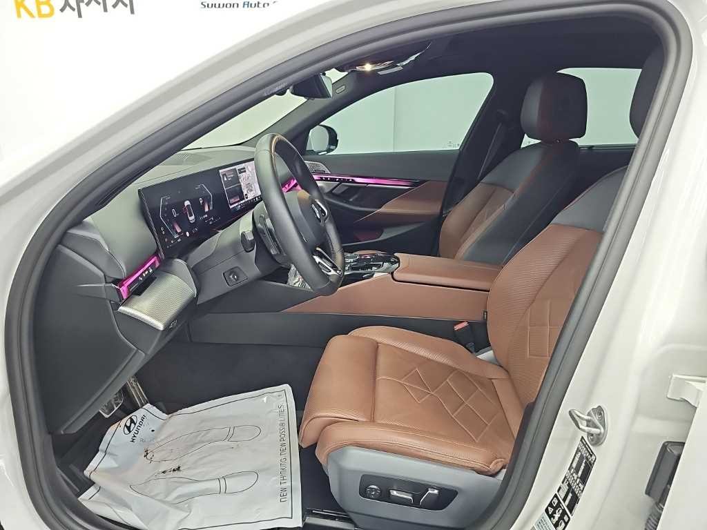 BMW 5시리즈 5시리즈 (G60) 530i xDrive M 스포츠 프로 스페셜 에디션 이미지 11