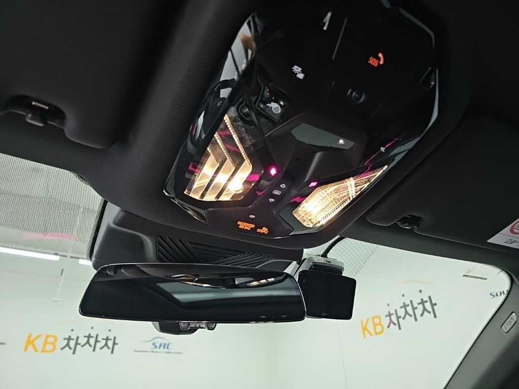 BMW 5시리즈 5시리즈 (G60) 530i xDrive M 스포츠 프로 스페셜 에디션 이미지 17