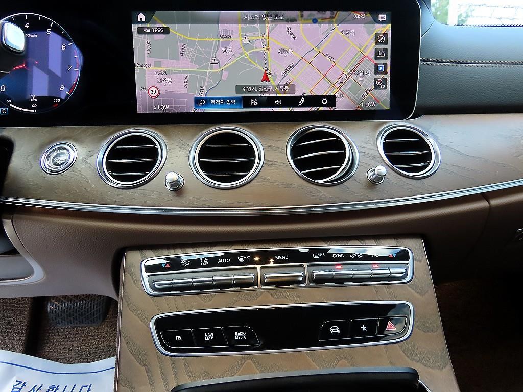 벤츠 E 클래스 E-클래스 W213 E250 익스클루시브 이미지 14