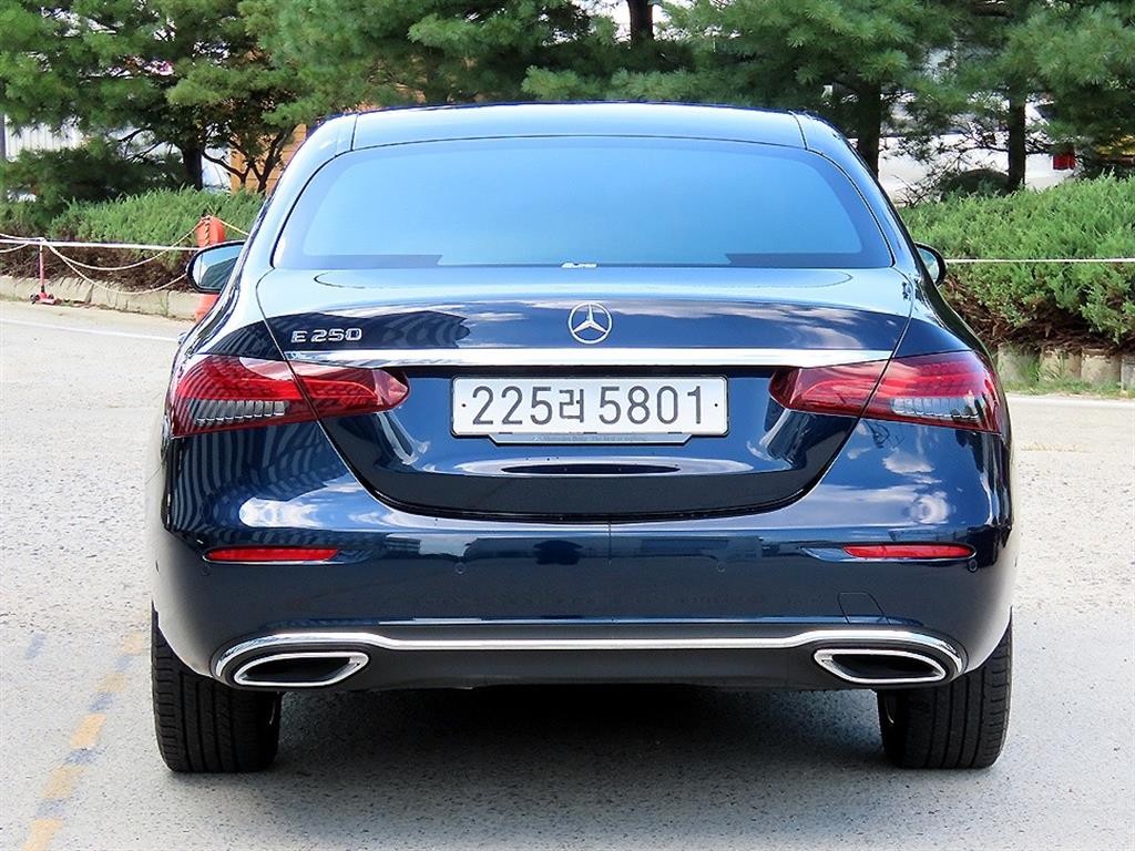 벤츠 E 클래스 E-클래스 W213 E250 익스클루시브 이미지 4