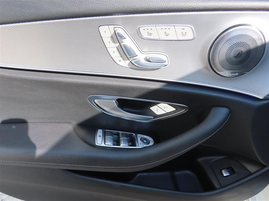 벤츠 E 클래스 E-클래스 W213 E300 AMG LINE 이미지 6