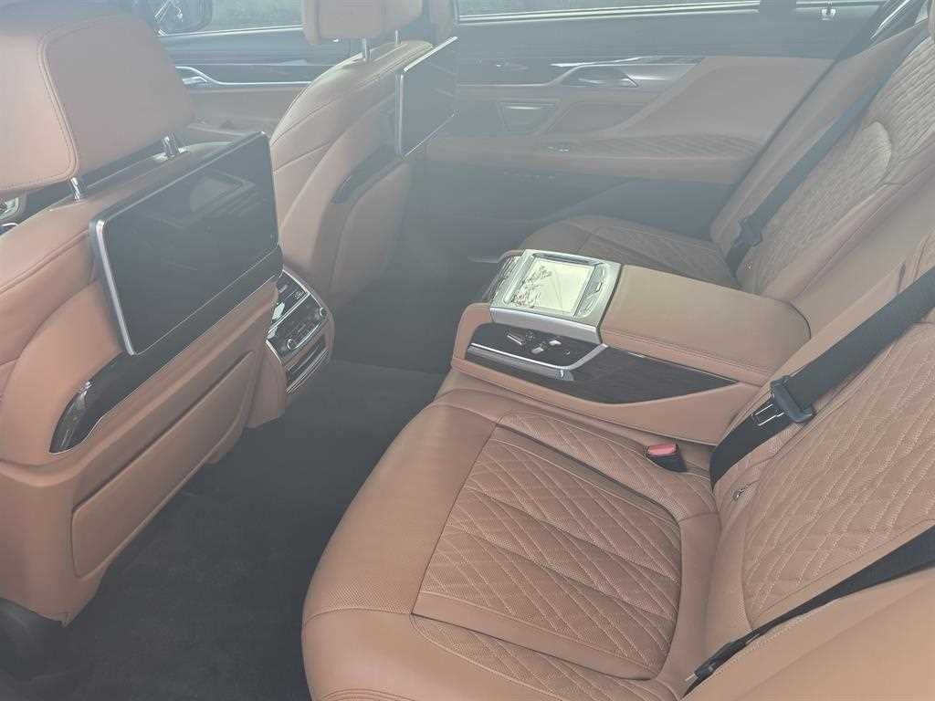 BMW 7시리즈 7시리즈 (G11) 730Ld xDrive 디자인 퓨어 엑설런스 이미지 9
