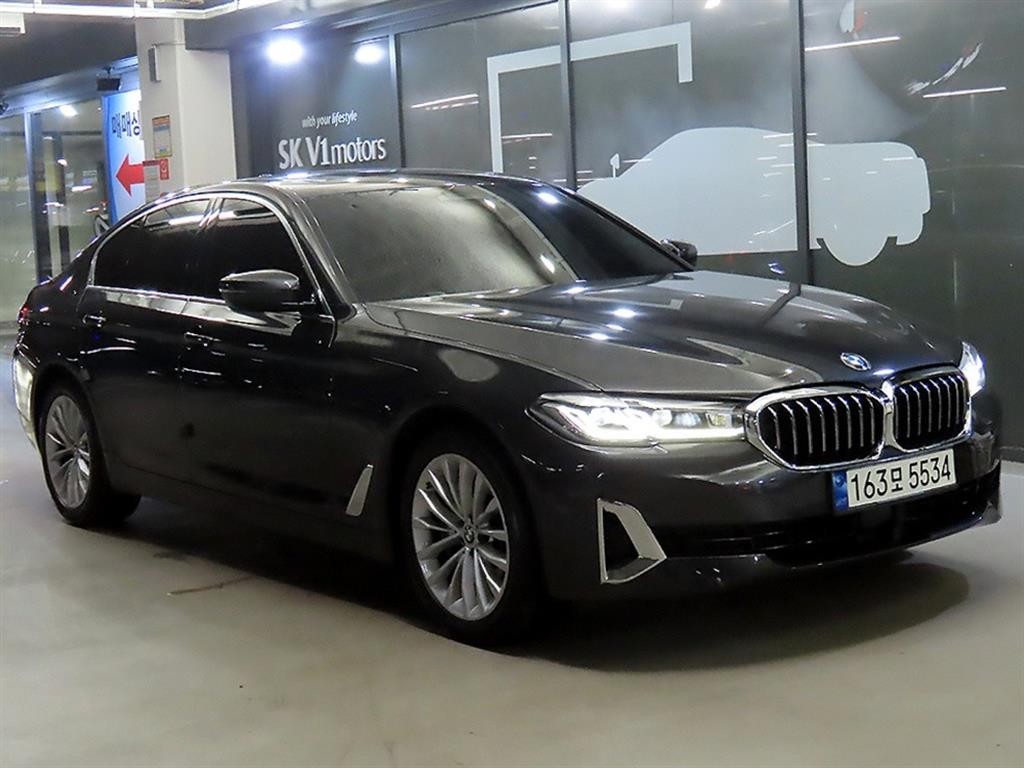 BMW 5시리즈 5시리즈 (G30) 530i xDrive 럭셔리 이미지 1
