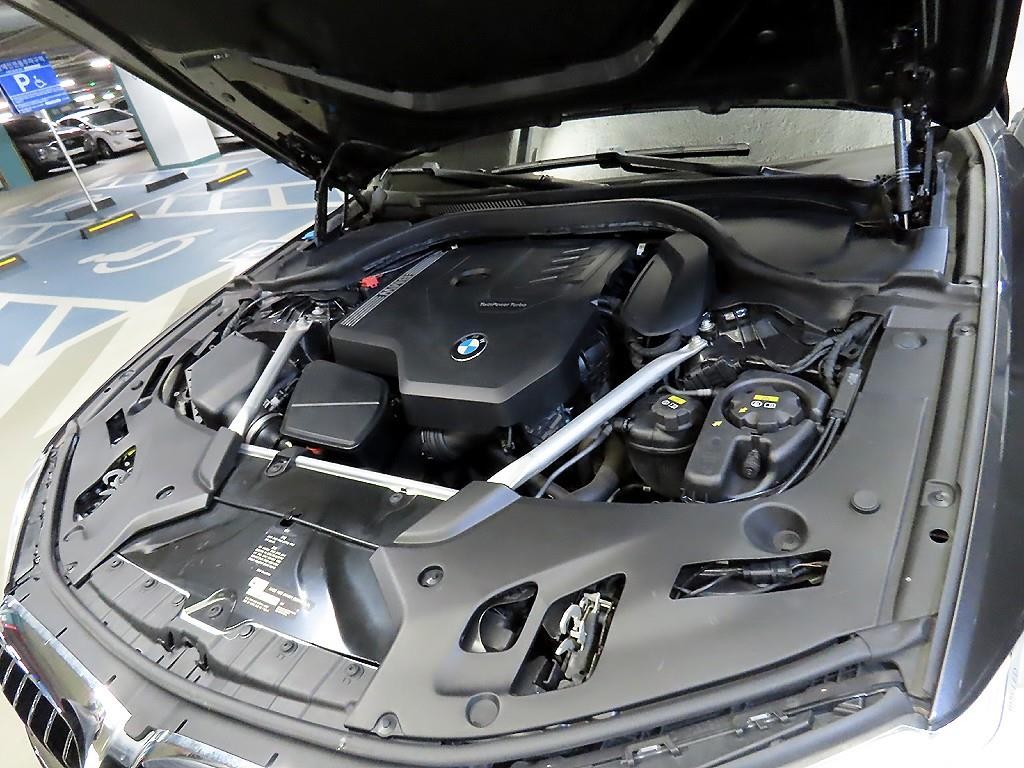 BMW 5시리즈 5시리즈 (G30) 530i xDrive 럭셔리 이미지 19