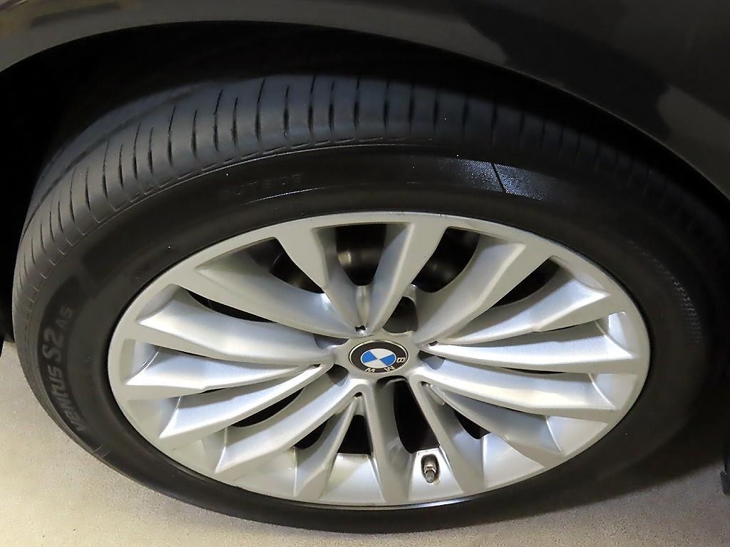 BMW 5시리즈 5시리즈 (G30) 530i xDrive 럭셔리 이미지 20