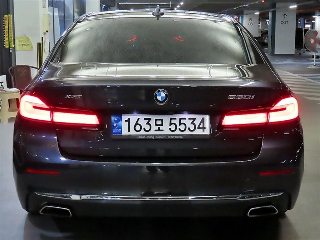 BMW 5시리즈 5시리즈 (G30) 530i xDrive 럭셔리 이미지 5
