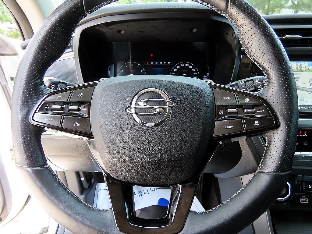 KG모빌리티(쌍용) 코란도 뷰티풀코란도 2WD 가솔린 1.5 C5 플러스 이미지 8
