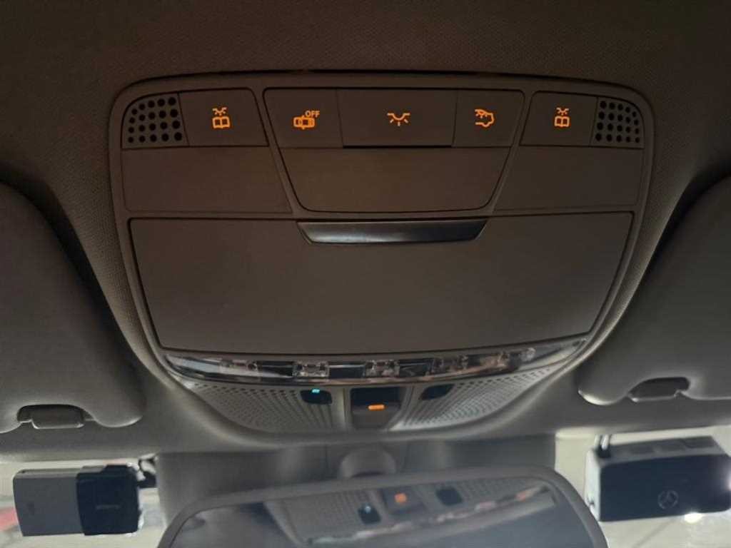 벤츠 C 클래스 C클래스 W205 C200 아방가르드 이미지 13