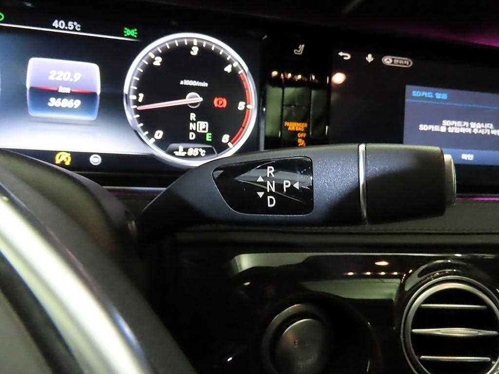 벤츠 S 클래스 S클래스-W222 S 350 d 4MATIC 이미지 12