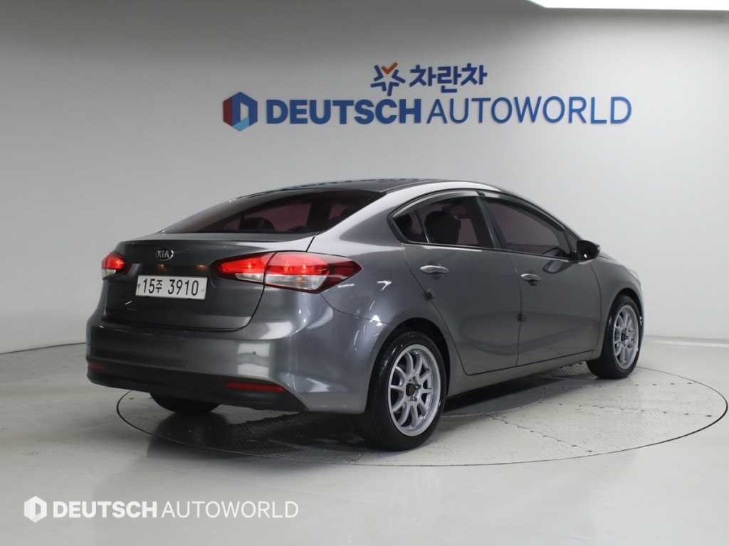 기아 K3 더뉴 K3 1.6 GDI 디럭스 이미지 2