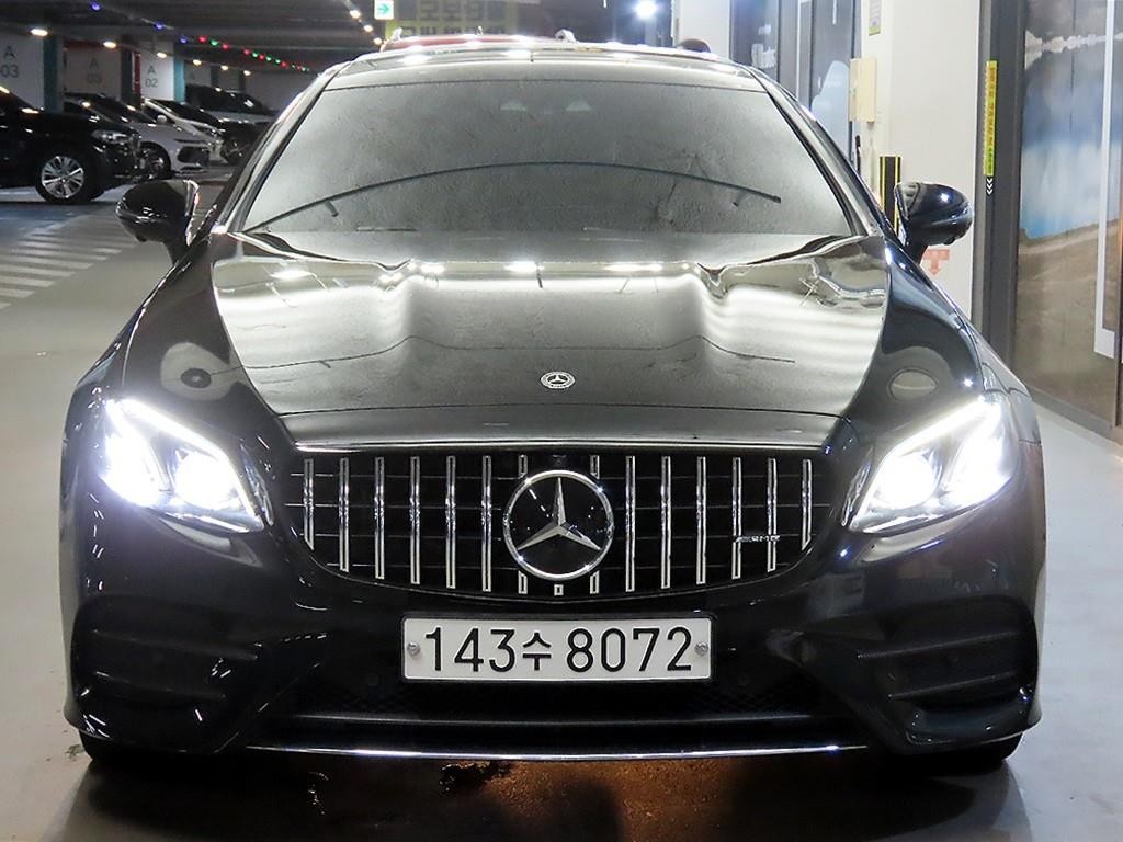 벤츠 E 클래스 E-클래스 W213 E400 4MATIC 쿠페 이미지 2